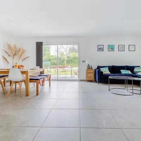 Legarreko Bidea Beautiful House With A Pool Between Land And Sea Larressore