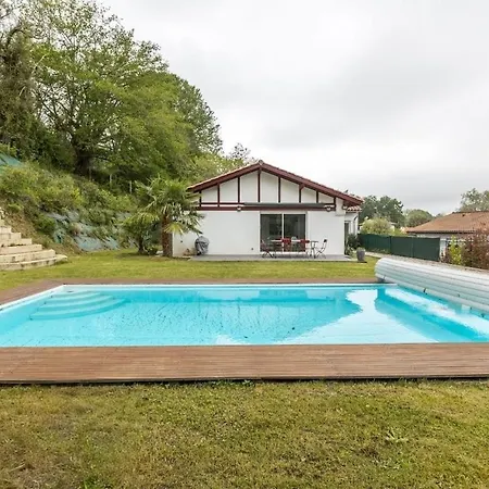 Legarreko Bidea Beautiful House With A Pool Between Land And Sea
